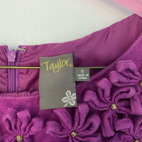 Dress - Picture 4 of 5